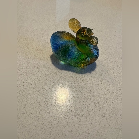 Chinese Cultural Hen Figurine Glass Art
